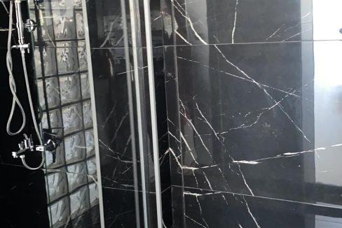 Image No.12-5 Bed Townhouse for sale