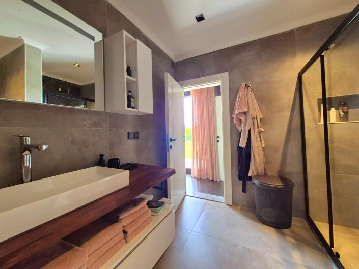 Image No.21-Villa de 4 chambres à vendre à Ovacik