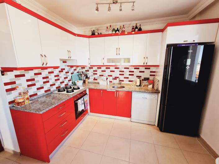 Image No.6-4 Bed Apartment for sale