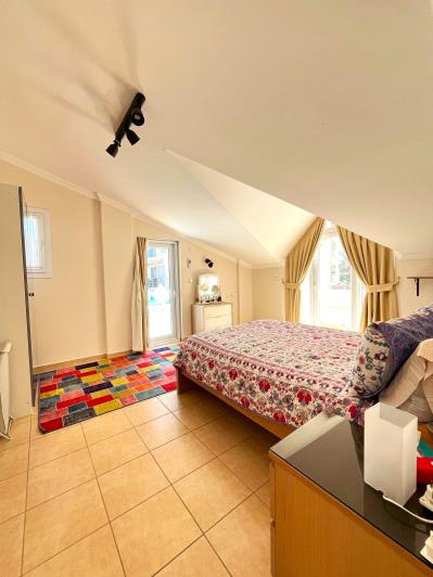 Image No.30-3 Bed Villa for sale