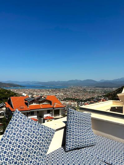 Image No.3-3 Bed Villa for sale