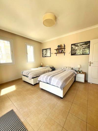 Image No.18-3 Bed Villa for sale