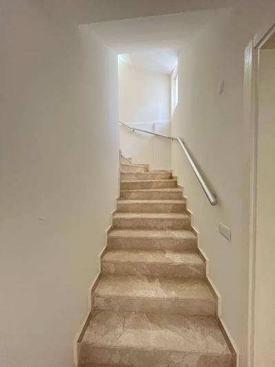 Image No.20-3 Bed Apartment for sale