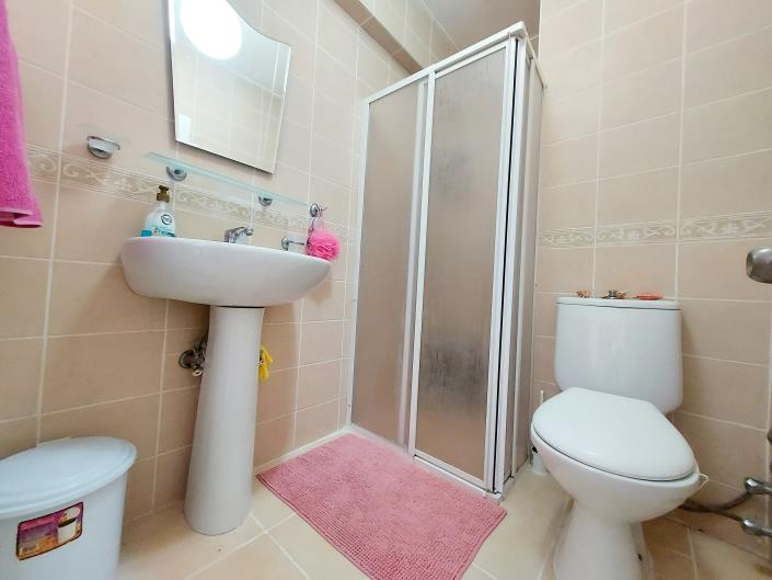 Image No.21-2 Bed Apartment for sale