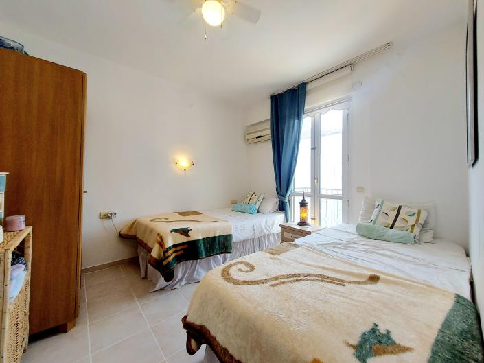 Image No.25-2 Bed Apartment for sale