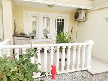12--Lower-Terrace-5