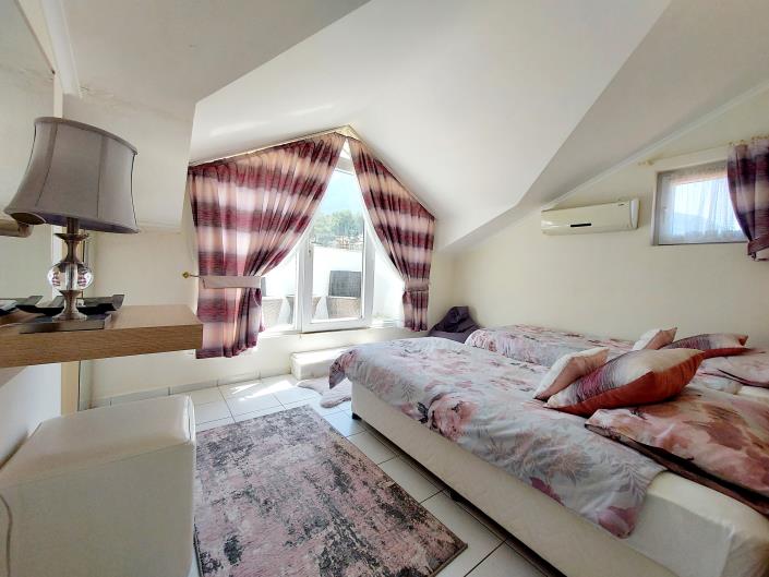 Image No.38-3 Bed Apartment for sale