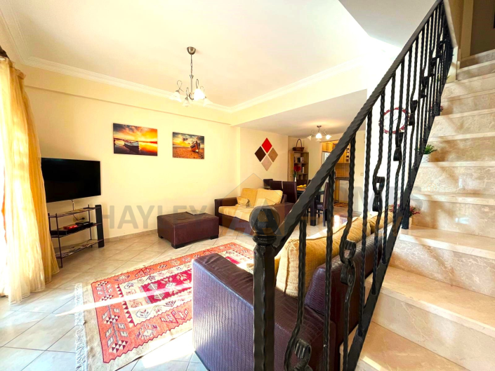 Image No.8-3 Bed Townhouse for sale