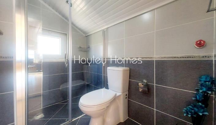 Image No.33-5 Bed Villa for sale