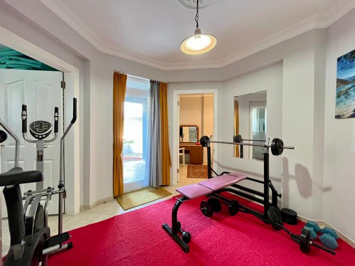 Image No.28-4 Bed Apartment for sale