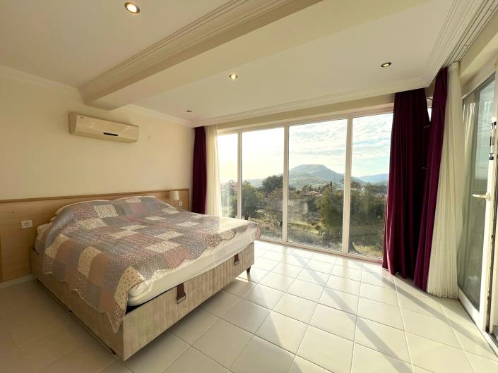 Image No.16-2 Bed Apartment for sale