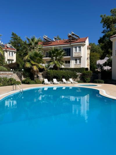 Image No.1-4 Bed Apartment for sale