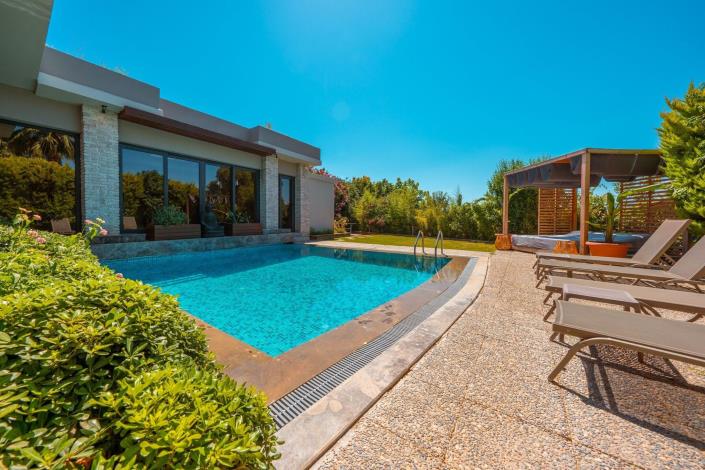 Image No.6-3 Bed Villa for sale