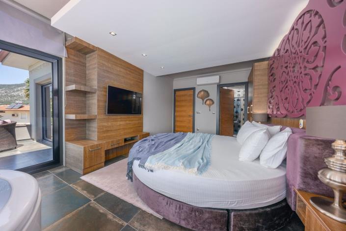 Image No.21-3 Bed Villa for sale