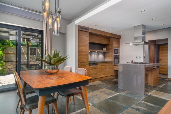 Image No.14-3 Bed Villa for sale