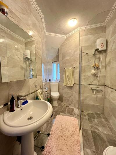 Image No.25-Maison de 3 chambres à vendre à Cumhuriyet