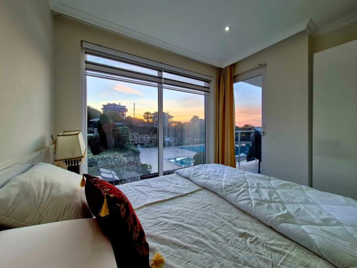 Image No.30-2 Bed Apartment for sale