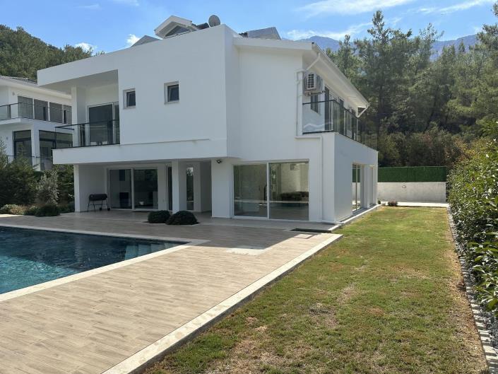 Image No.6-5 Bed Apartment for sale