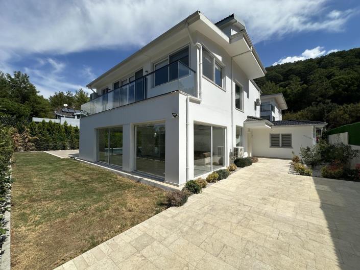 Image No.4-5 Bed Apartment for sale