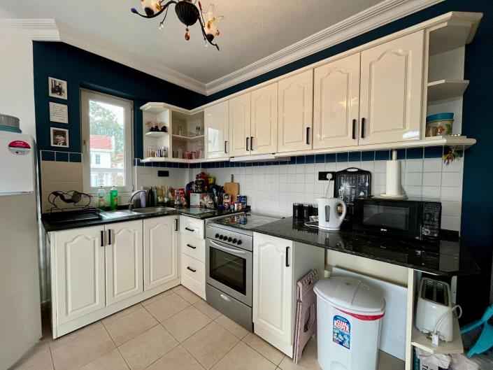 Image No.6-4 Bed Apartment for sale