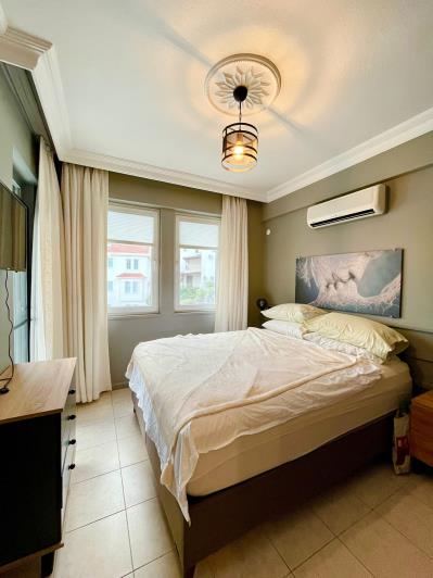 Image No.15-4 Bed Apartment for sale