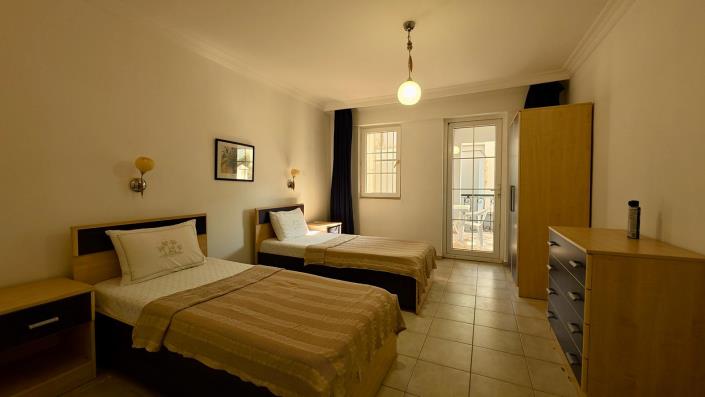 Image No.28-3 Bed Apartment for sale