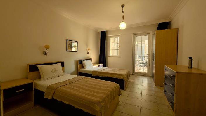 Image No.29-3 Bed Apartment for sale