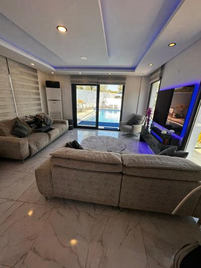 Image No.28-4 Bed Villa for sale