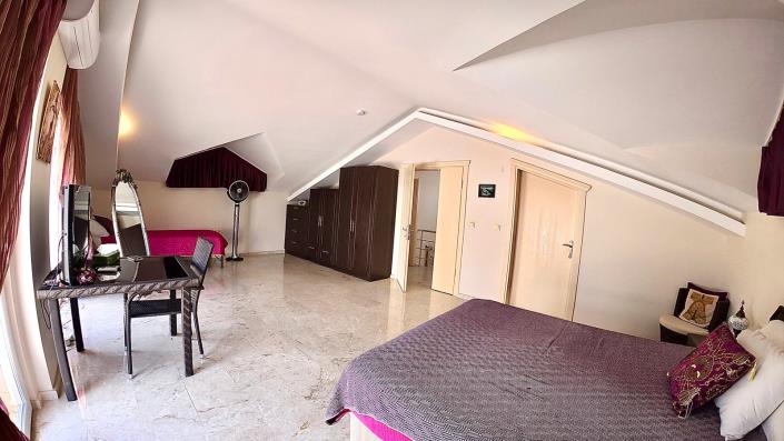 Image No.35-4 Bed Villa for sale