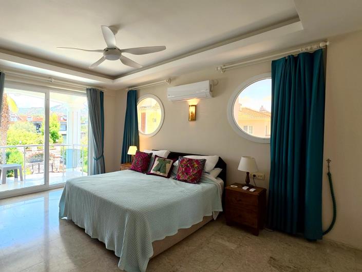 Image No.25-4 Bed Villa for sale