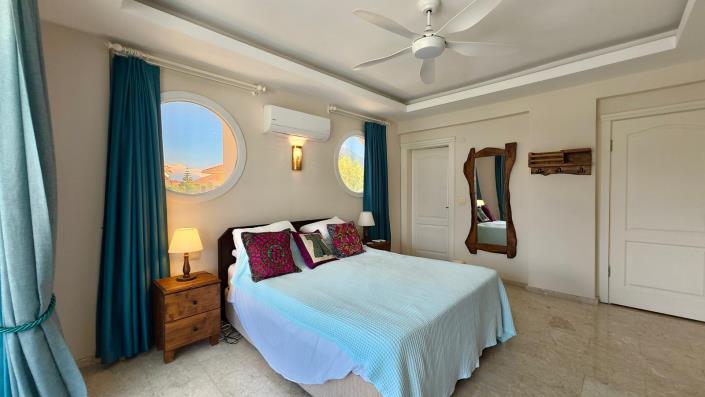 Image No.30-4 Bed Villa for sale