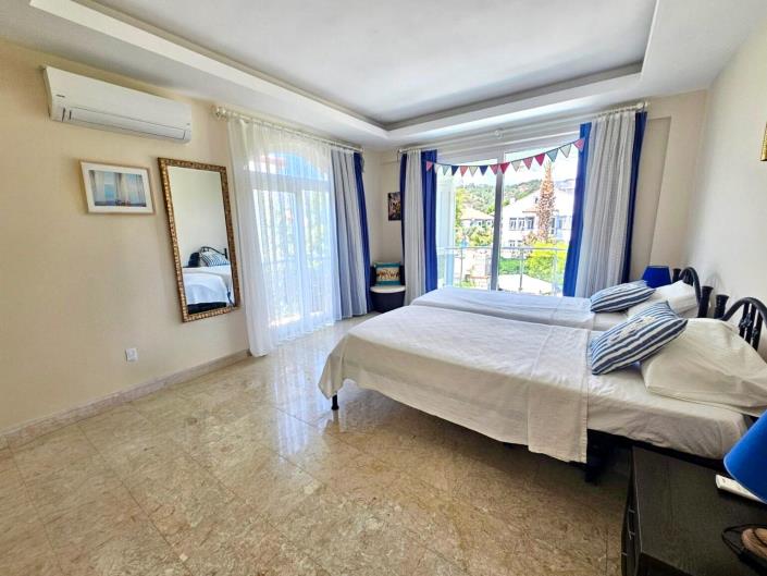 Image No.18-4 Bed Villa for sale