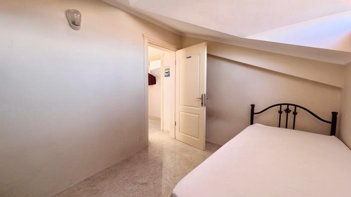 Image No.42-4 Bed Villa for sale