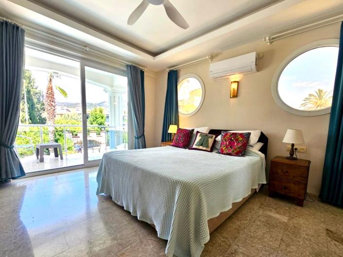 Image No.26-4 Bed Villa for sale