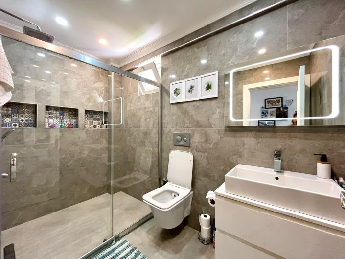 Image No.16-3 Bed Apartment for sale