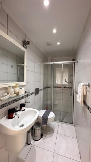 Image No.10-2 Bed Apartment for sale