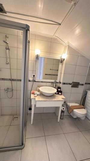 Image No.13-2 Bed Apartment for sale