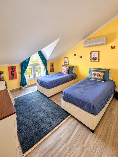 Image No.12-3 Bed Apartment for sale
