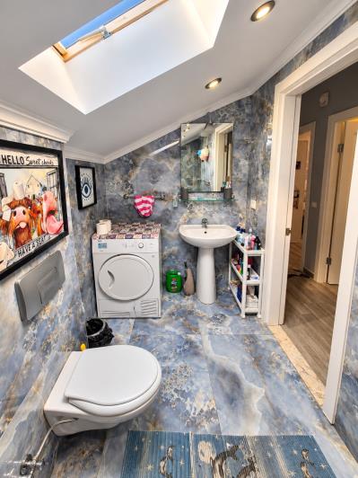 Image No.14-3 Bed Apartment for sale