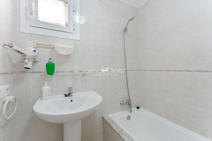 Image No.28-Propriété de 15 chambres à vendre à El Medano