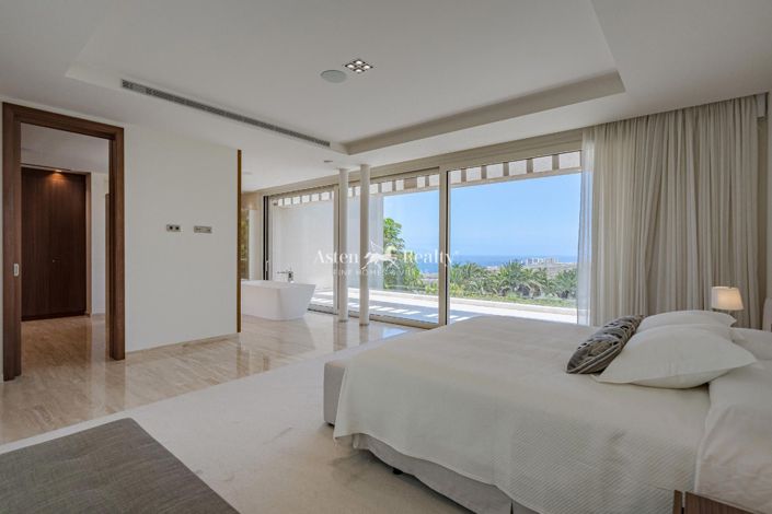 Image No.37-5 Bed Villa for sale