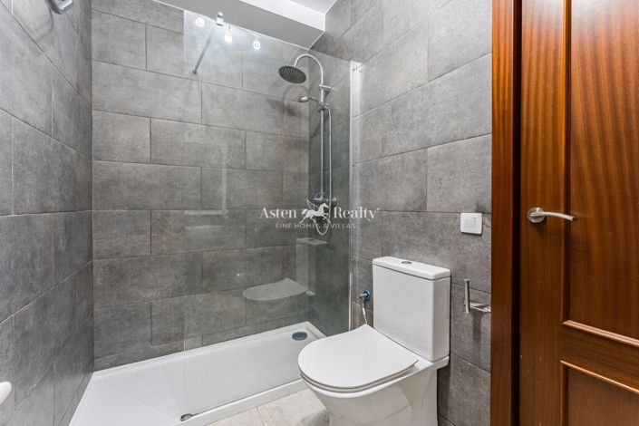 Image No.13-5 Bed Villa for sale