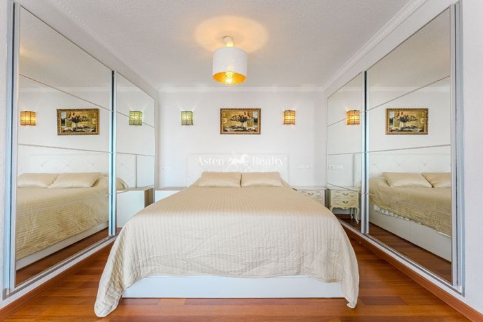 Image No.17-5 Bed Villa for sale