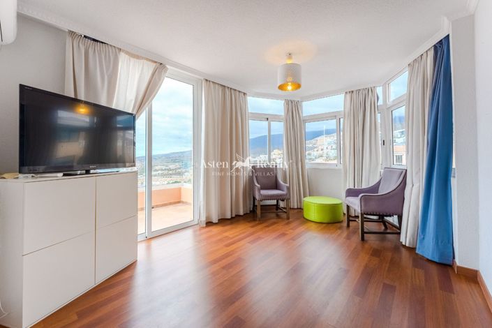 Image No.19-5 Bed Villa for sale