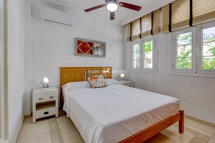 Image No.12-4 Bed Villa for sale