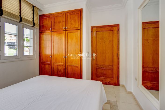 Image No.13-4 Bed Villa for sale