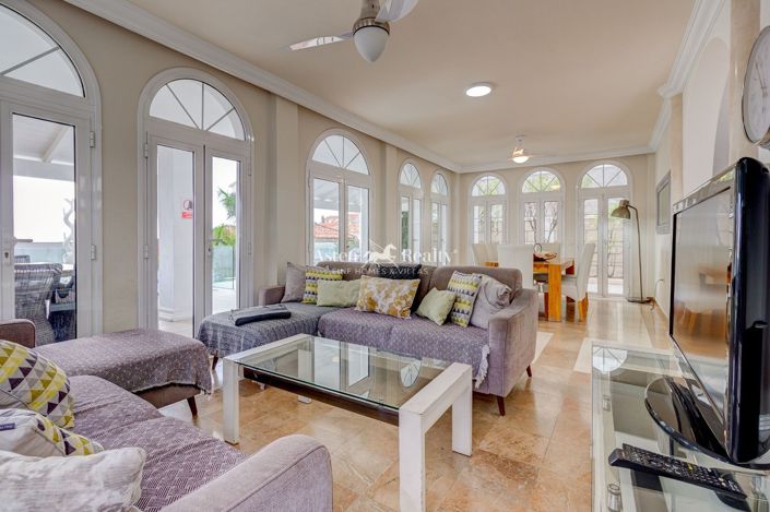 Image No.17-4 Bed Villa for sale