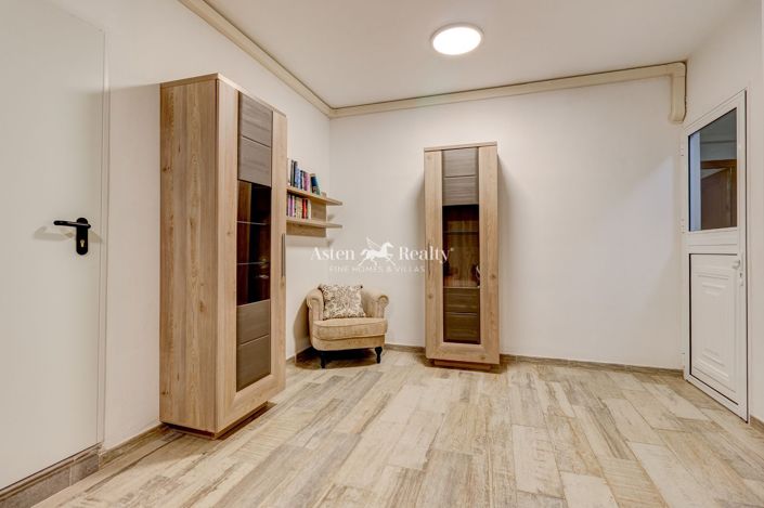 Image No.26-4 Bed Villa for sale