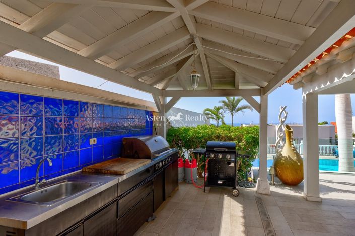 Image No.38-4 Bed Villa for sale