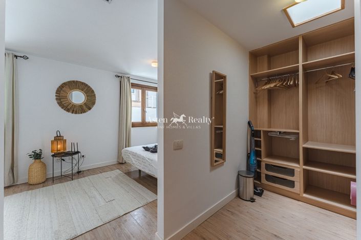 Image No.15-3 Bed House for sale